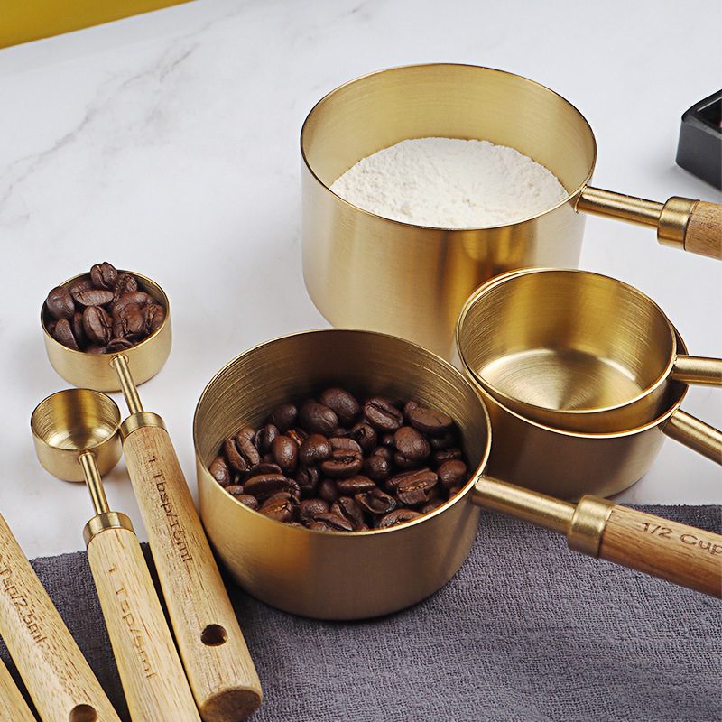 Kitchen Gadgets Gold - 4/8 قطعة الذهب الخشبي قياس الكؤوس