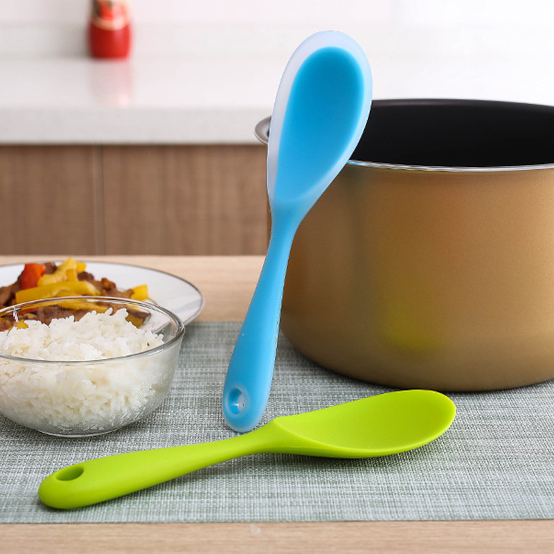 مقاومة للحرارة سيليكون ملعقة أ - مراجعة Kitchen Gadgets On Sale وسعره